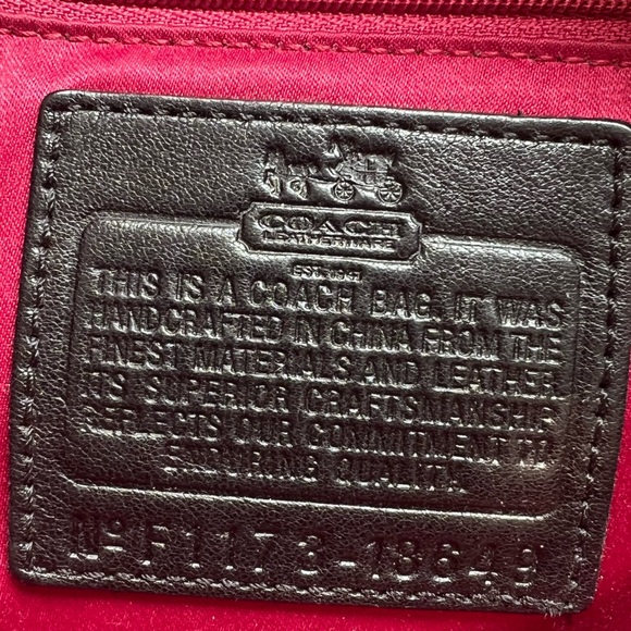 Coach Crossbody/ Over the shoulder bag - Picture 4 of 6